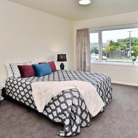 Weston Villa - Spacious & Family Friendly - Bookahome Christchurch Exterior foto