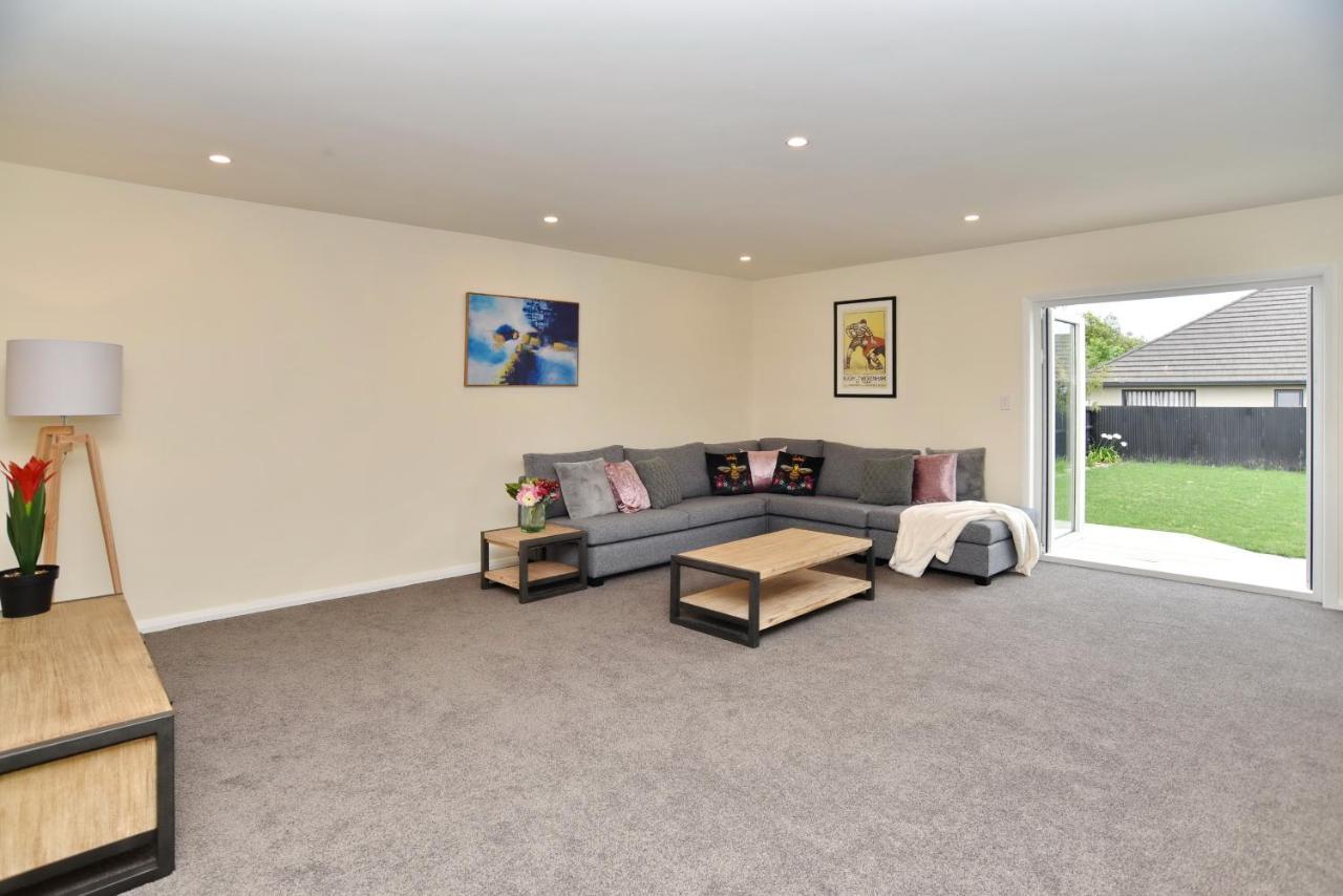Weston Villa - Spacious & Family Friendly - Bookahome Christchurch Exterior foto