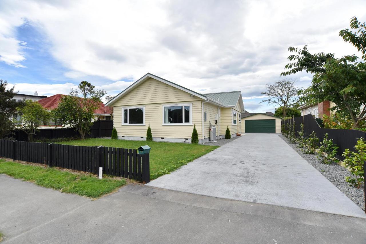 Weston Villa - Spacious & Family Friendly - Bookahome Christchurch Exterior foto