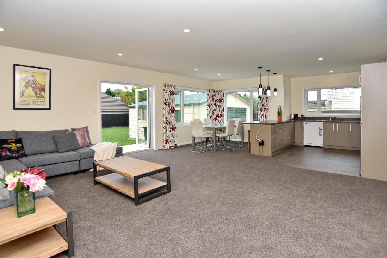 Weston Villa - Spacious & Family Friendly - Bookahome Christchurch Exterior foto